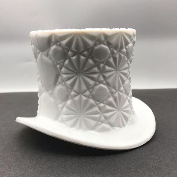 Vintage Fenton Daisy and Button Milk Glass Top Hat Topper Planter Decor - Picture 12 of 16